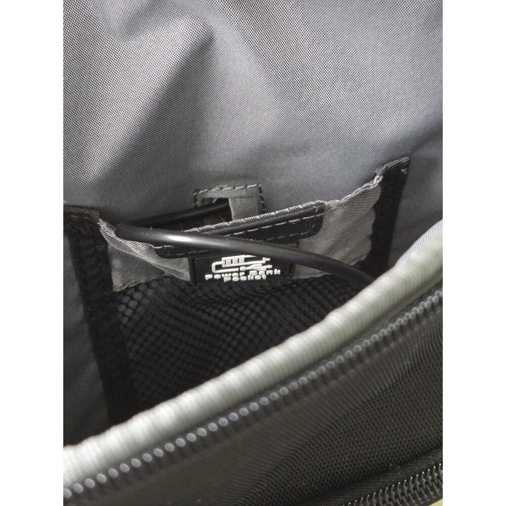 Travelpro Crew Executive Choice 2 Backpack Laptop RFID USB Excellent Condition